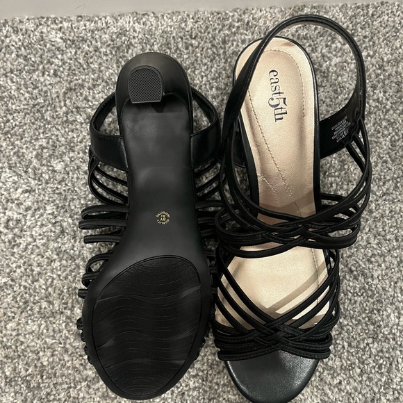*NEW* east5th Strappy Sandals - Picture 3 of 4